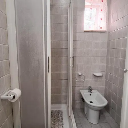 Ampio E Luminoso Monolocale Апартаменты Перуджа