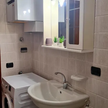 Ampio E Luminoso Monolocale *