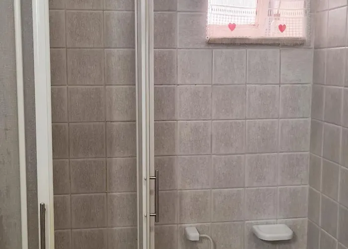 Ampio E Luminoso Monolocale Διαμέρισμα *