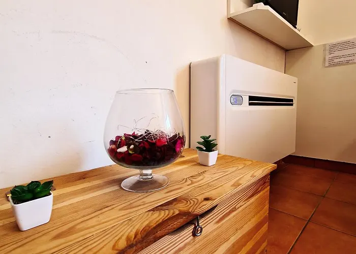 Ampio E Luminoso Monolocale